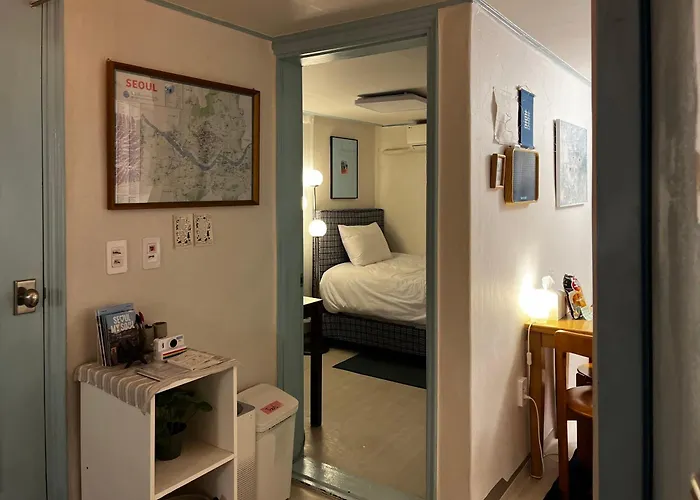 Station - Jalita, Namsan Apartment Seoul